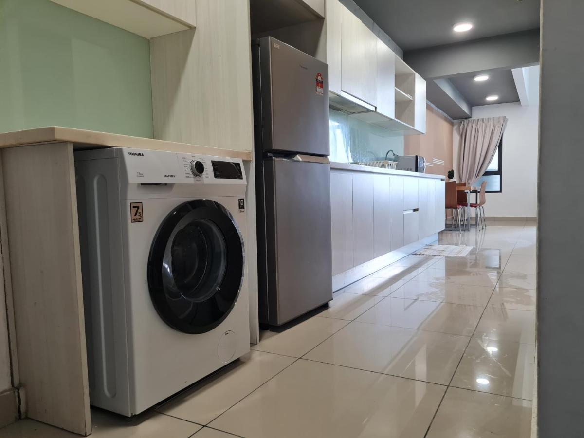 Solstice Service Apartment Cyberjaya Wifi Netflix Klia Værelse billede