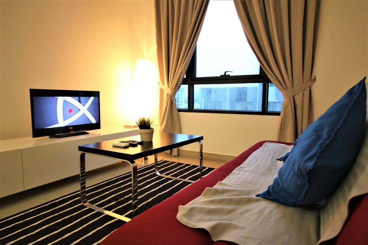 Solstice Service Apartment Cyberjaya Wifi Netflix Klia Eksteriør billede