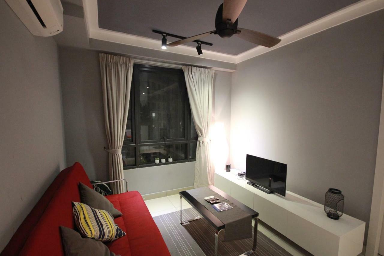 Solstice Service Apartment Cyberjaya Wifi Netflix Klia Eksteriør billede